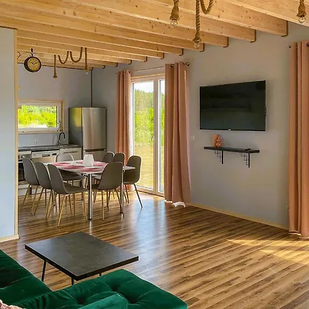Cozy In With Jacuzzi Tatil Evi Osieki Leborskie